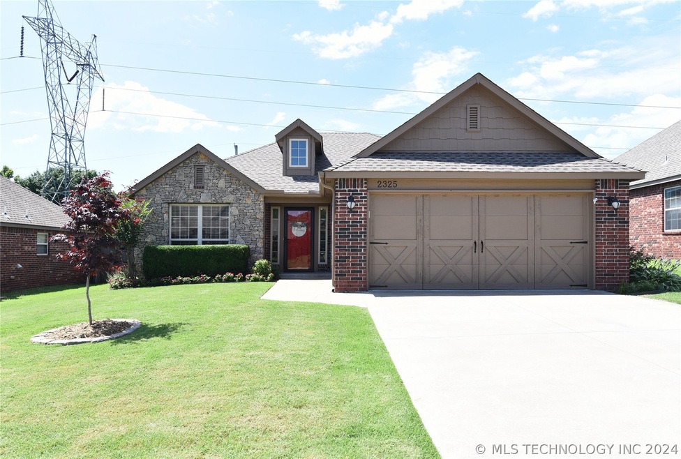 2325 W Quinton St, Broken Arrow, OK 74011 - photo 1