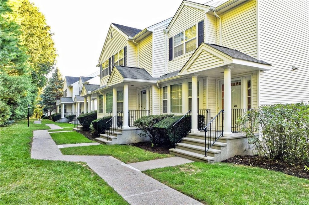 180 Turn of River Rd unit 4D, Stamford, CT 06905 - photo 1