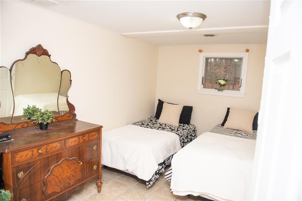 125 Varney Rd, Center Barnstead, NH 03225 - photo 1