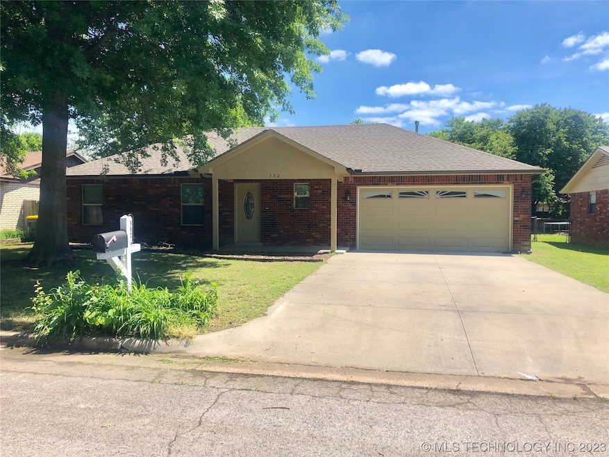 582 E 139th St, Glenpool, OK 74033 - photo 1