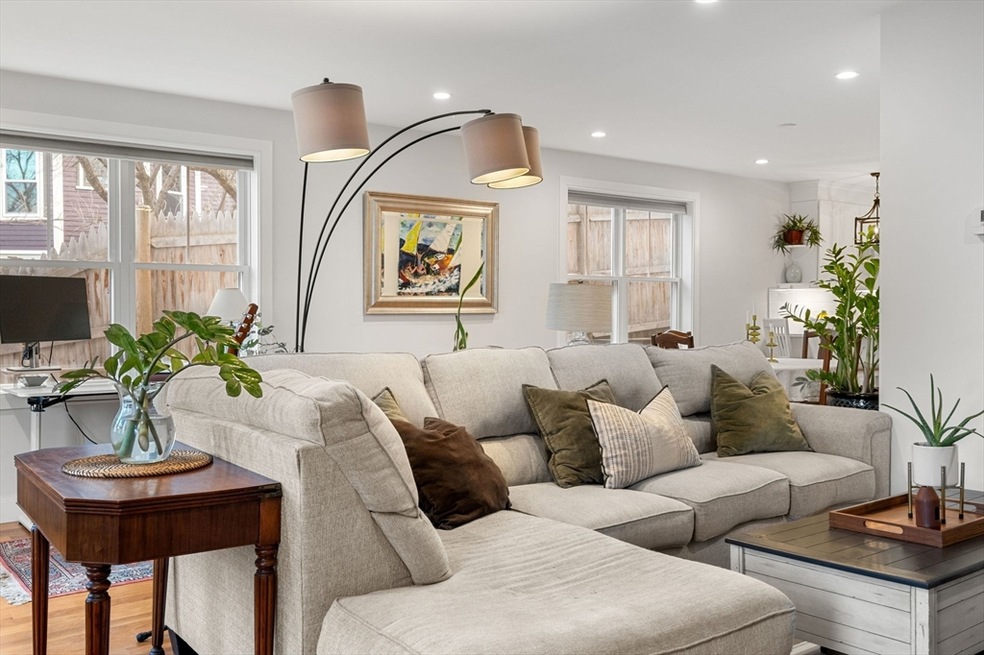 55 Woodlawn St unit 1, Jamaica Plain, MA 02130 - photo 1