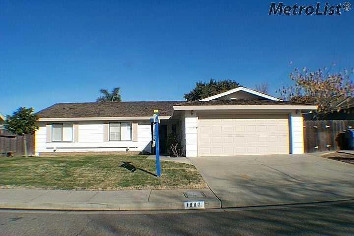 1982 Blue Spruce Dr, Oakdale, CA 95361 - photo 1
