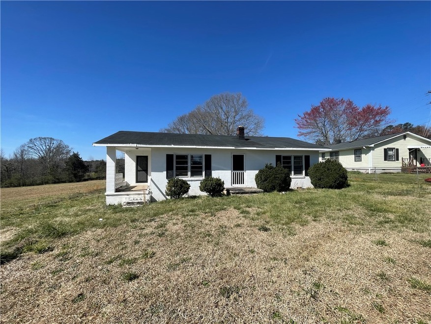 102 Fowler Rd, Walhalla, SC 29691 - photo 1