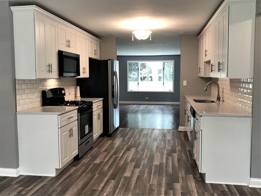 3408 Hickory Ln, Hazel Crest, IL 60429 - photo 1