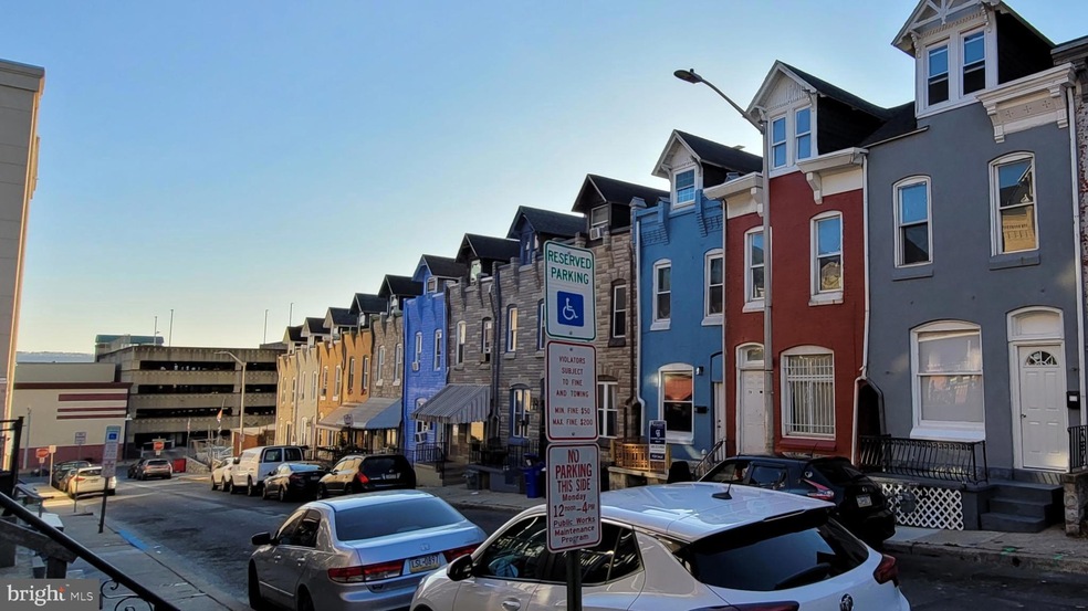 132 Pear St, Reading, PA 19601 - photo 1