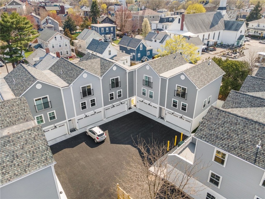 17 Nobert St unit 2, Warren, RI 02885 - photo 1