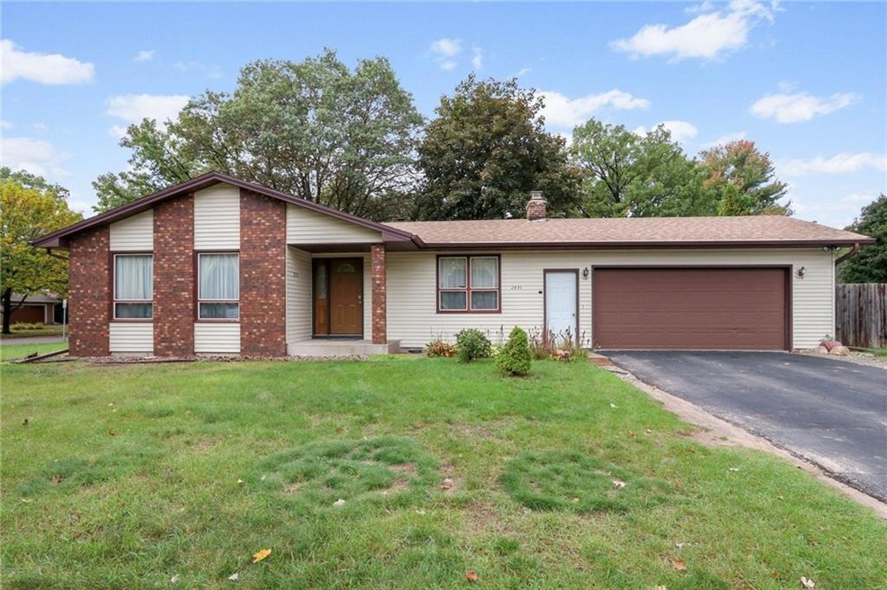 2830 Venus Ave, Eau Claire, WI 54703 - photo 1