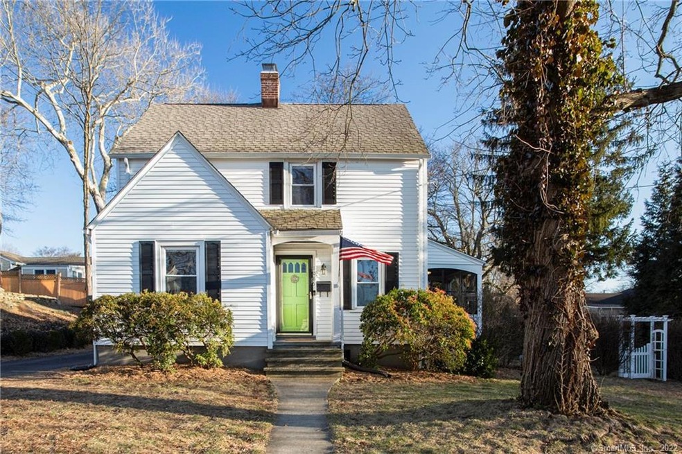 Quintessential New England Charmer