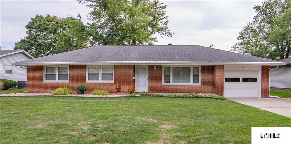 365 Mayfair Dr, Lincoln, IL 62656 - photo 1