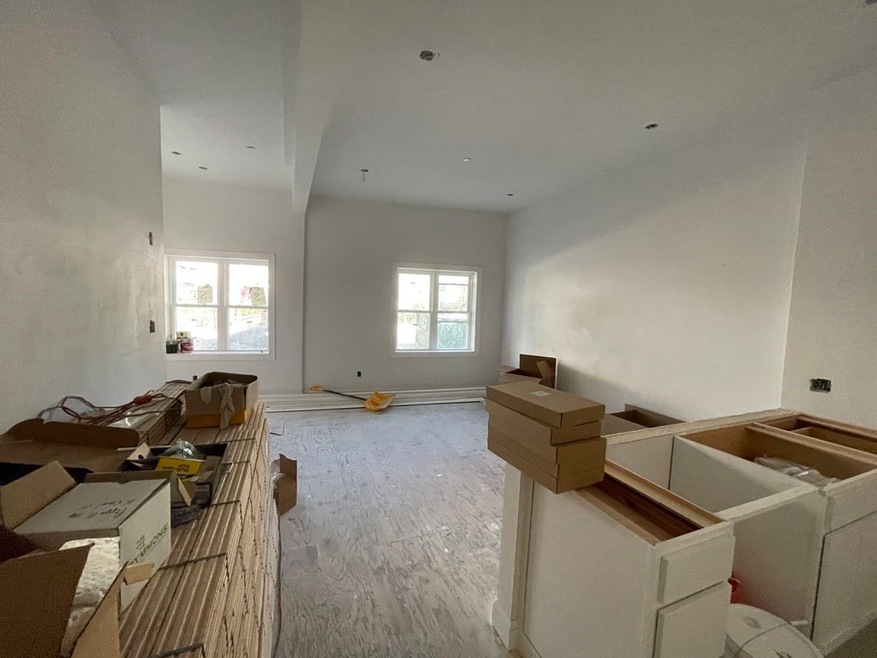 126 Cross St unit 1R, Somerville, MA 02145 - photo 1