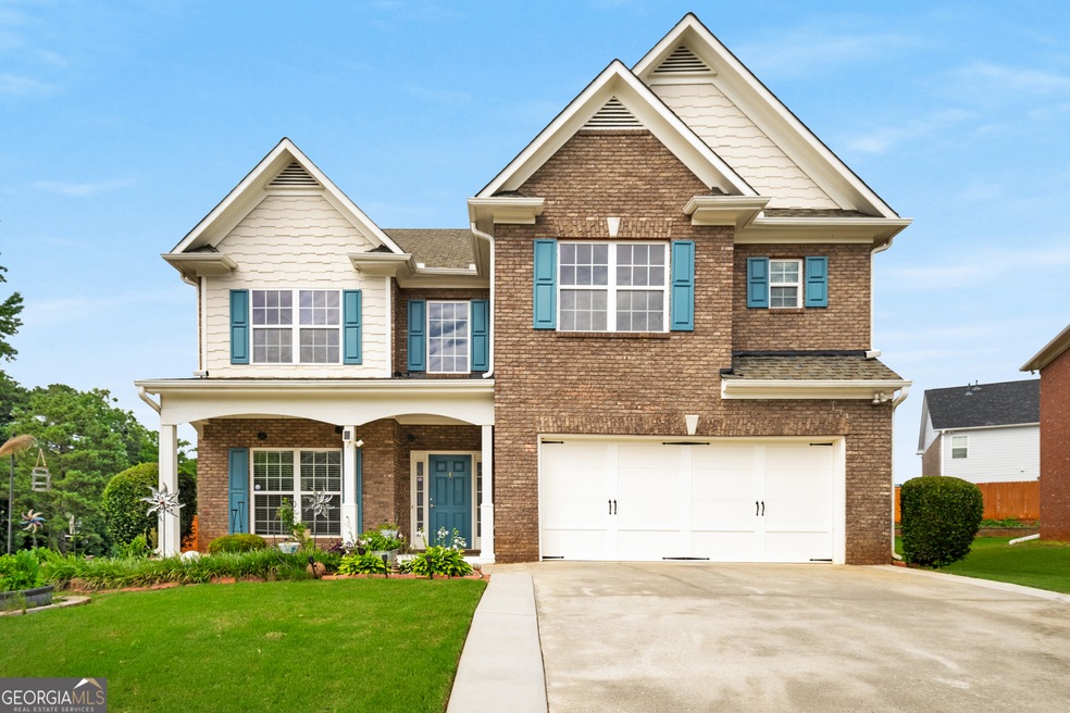 872 Misty View Ct, Lilburn, GA 30047 - photo 1