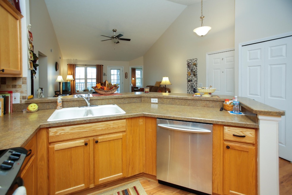 346 westbrook ct-109