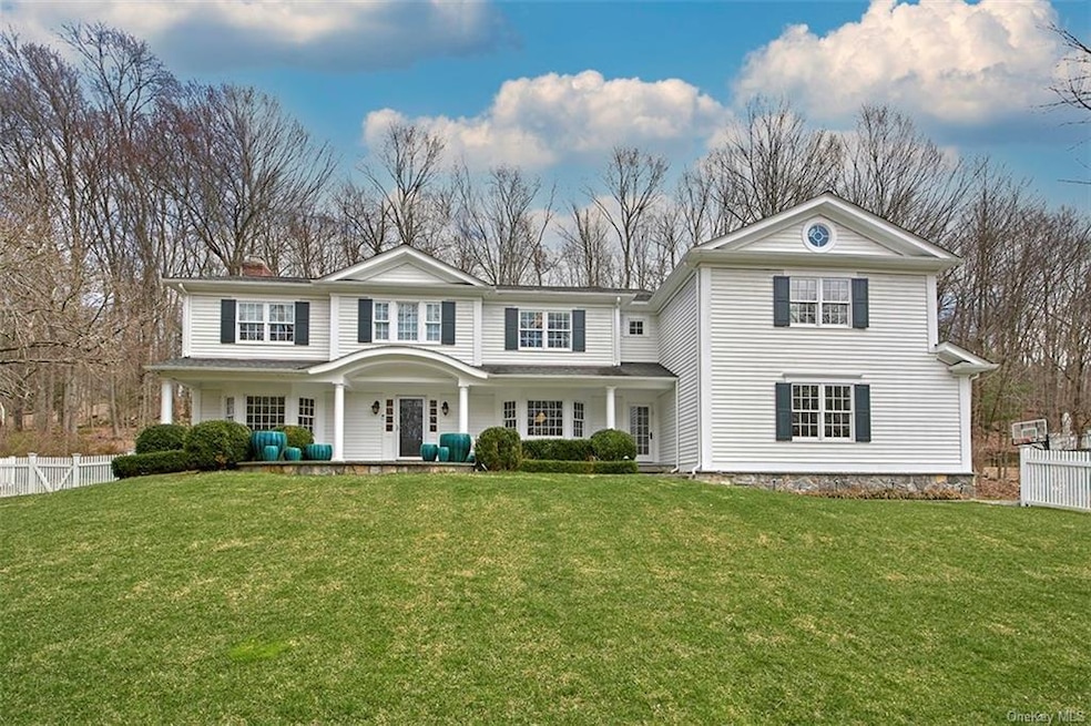 15 Whitlaw Close, Chappaqua, NY 10514 - photo 1