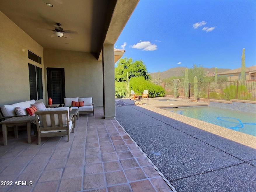 1946 W Eastman - Pool Patio