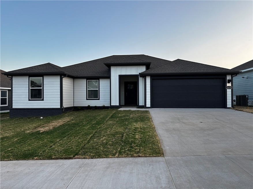 Sensational Scott Plan in Aiden's Place. ap