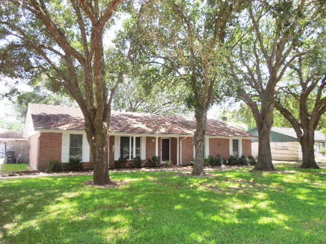 4412 Doris St, Bay City, TX 77414 - photo 1