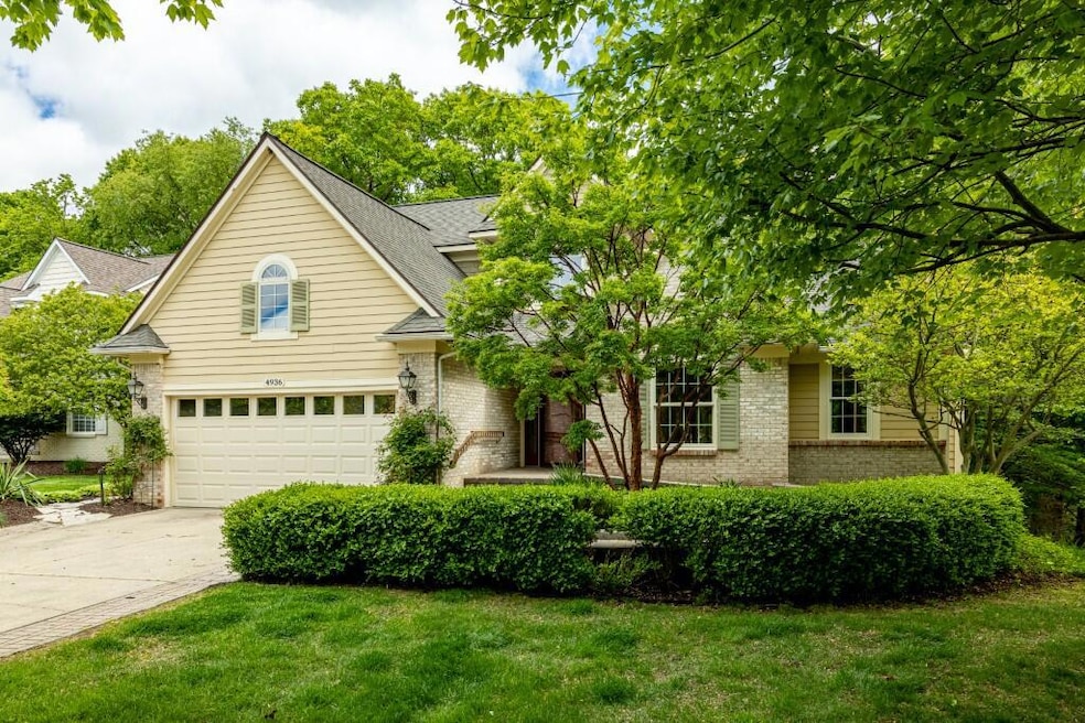 4936 Ravine Ct