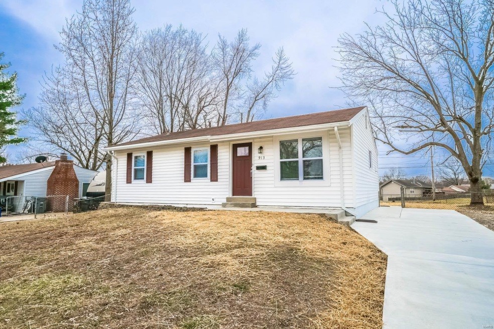 Maintenance free exterior with vinyl siding, enclo