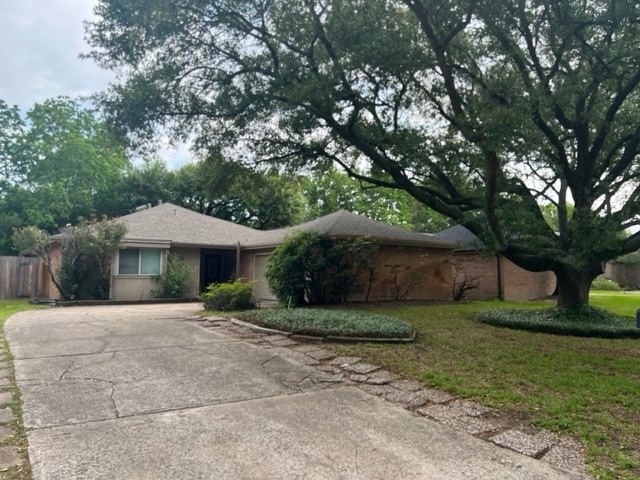 14822 Elmont Dr, Houston, TX 77095 - photo 1