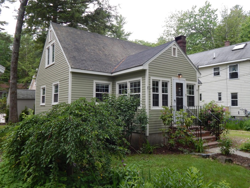 25 Massachusetts Ave, Old Orchard Beach, ME 04064 - photo 1