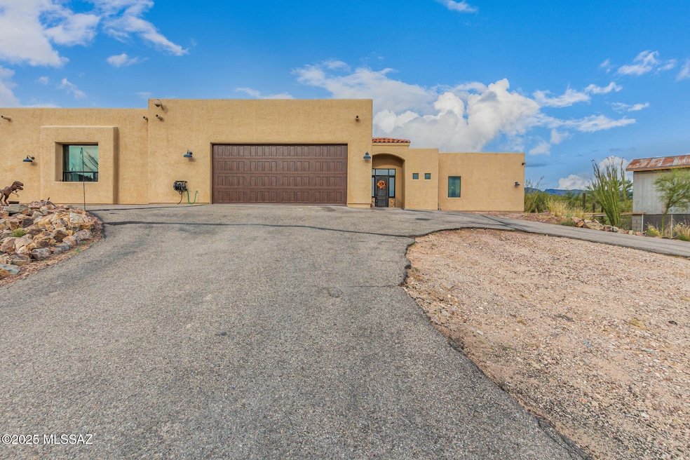 15672 E Colossal Cave Rd, Vail, AZ 85641 - photo 1