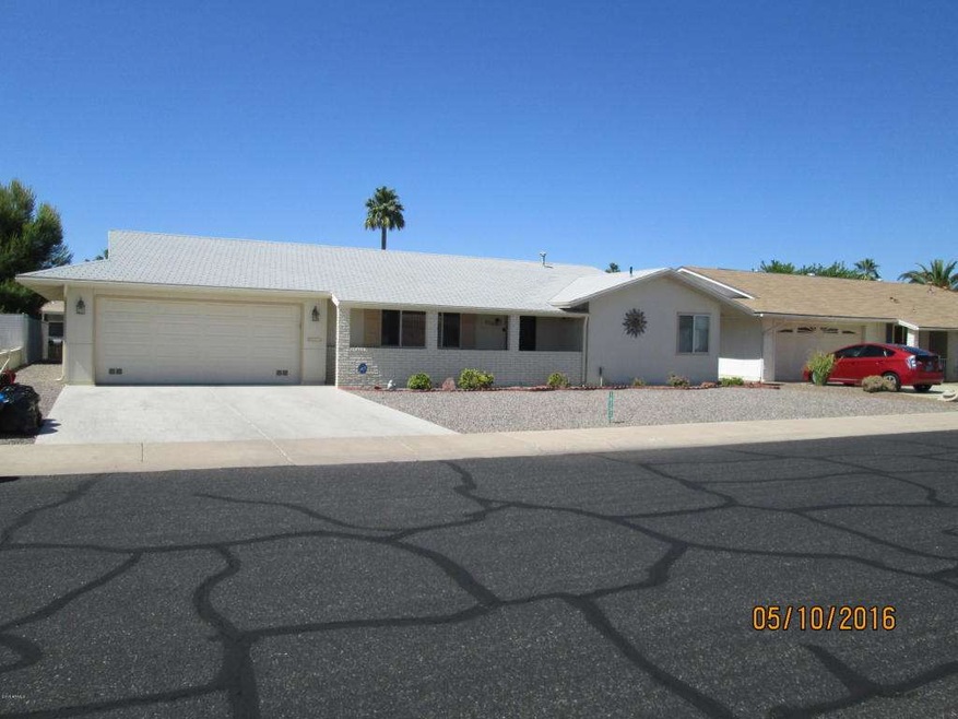 10202 W Andover Ave, Sun City, AZ 85351 - photo 1