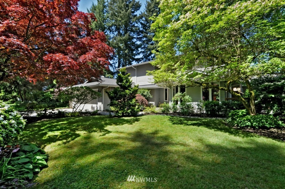 8612 SE 78th St, Mercer Island, WA 98040 - photo 1