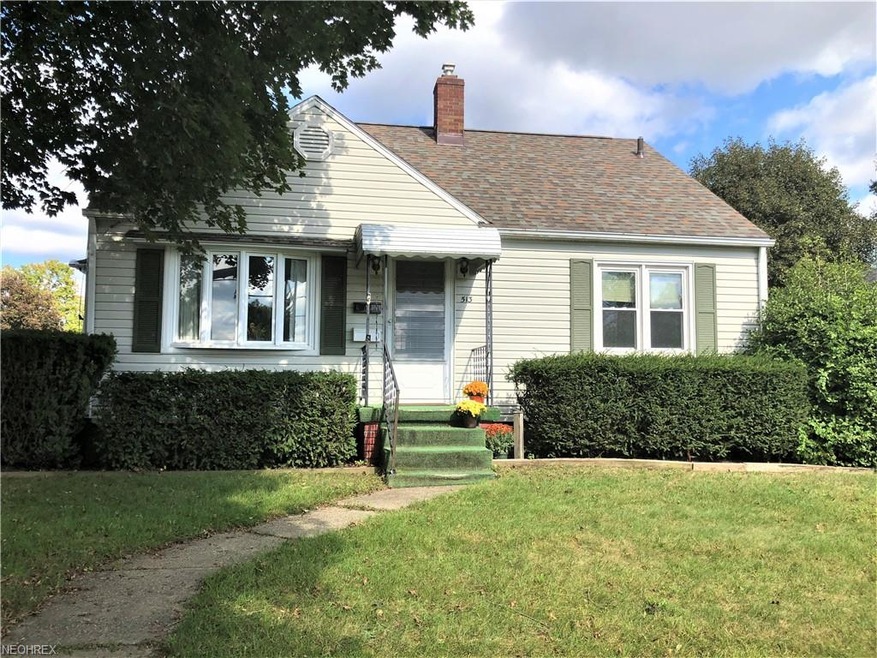Welcome Home to 513 East Lake Avenue, Barberton! F
