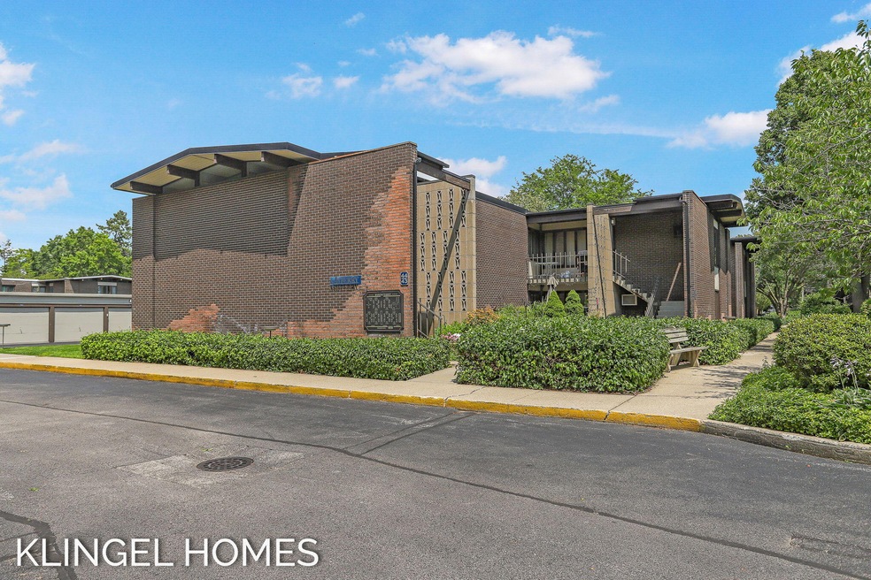 3-web-or-mls-808-s-beacon-blvd