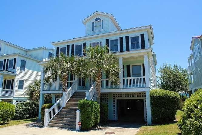 916 Carolina Blvd Isle of-small-001-Fron