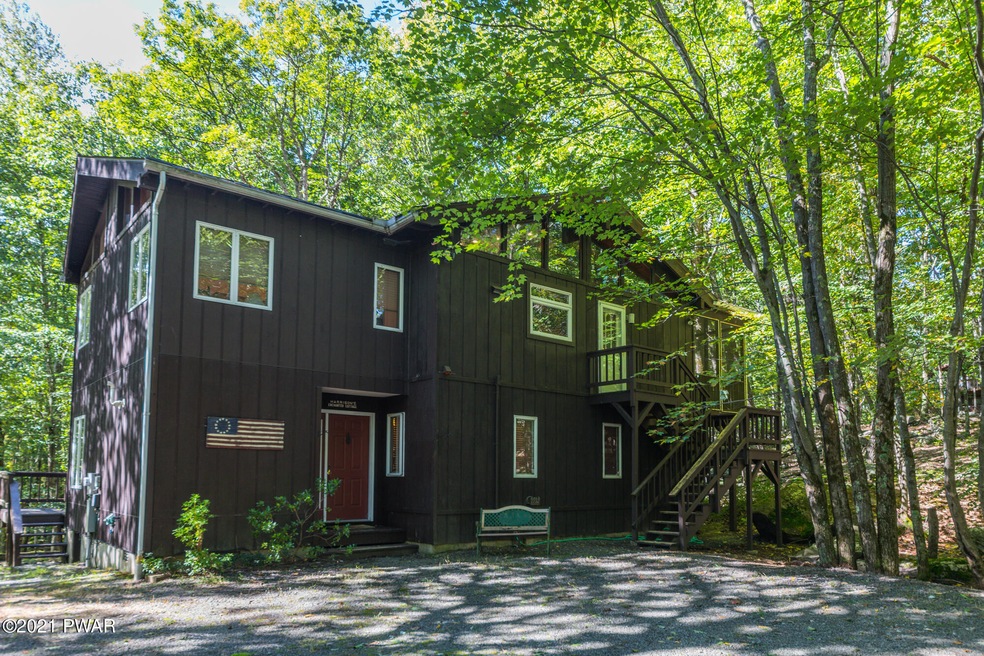 802 Whipple Tree Ct E, Lords Valley, PA 18428 - photo 1