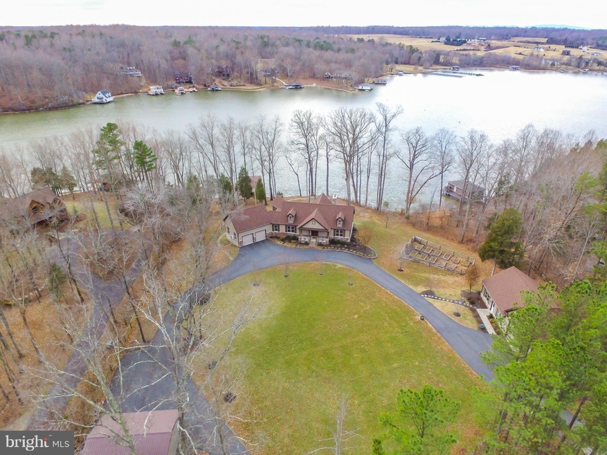 7606 Governors Point Ln, Unionville, VA 22567 - photo 1