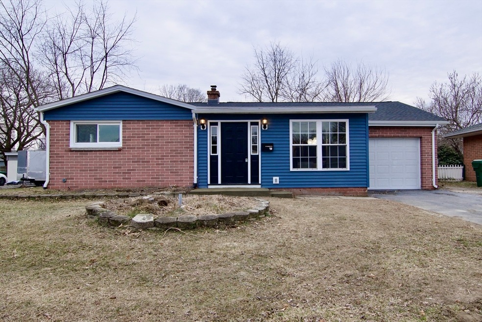 75 Thomas St, Chicopee, MA 01013 - photo 1