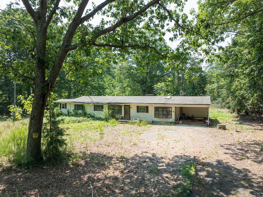 5090 Prince Edward Hwy, Prospect, VA 23960 - photo 1