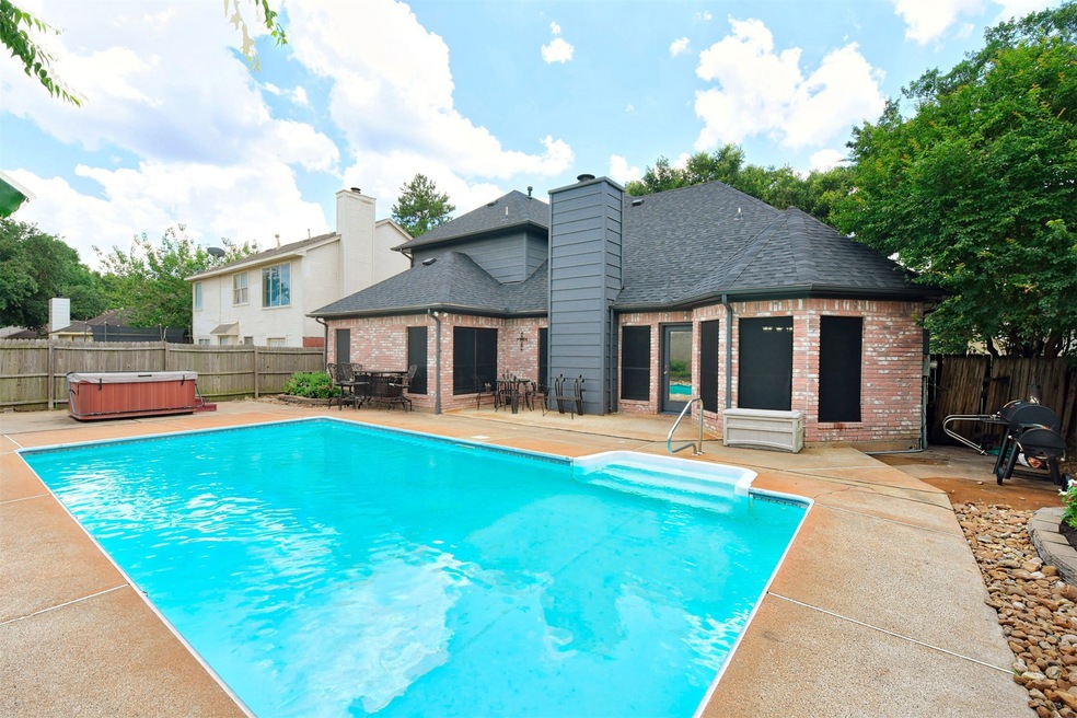 15618 Hatfield Hollow Dr, Tomball, TX 77377 - photo 1