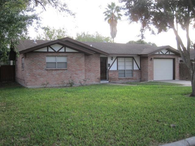 1107 W 5th St, Weslaco, TX 78596 - photo 1