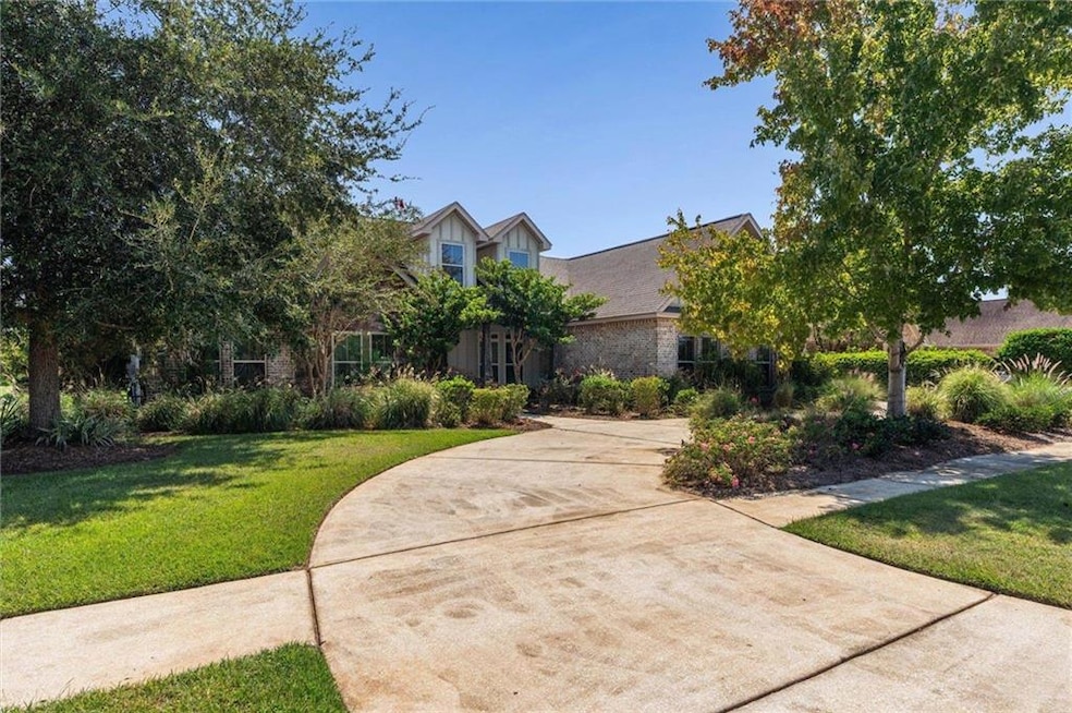 24694 Adalade Ln, Daphne, AL 36526 - photo 1