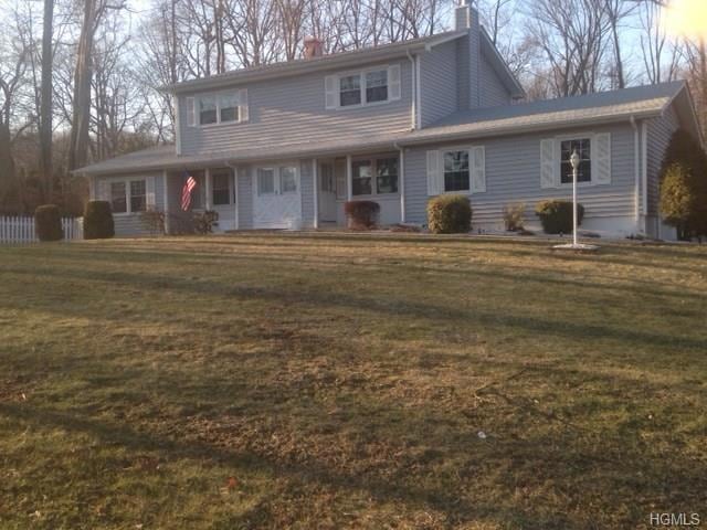 35 Joseph Ln, Bardonia, NY 10954 - photo 1