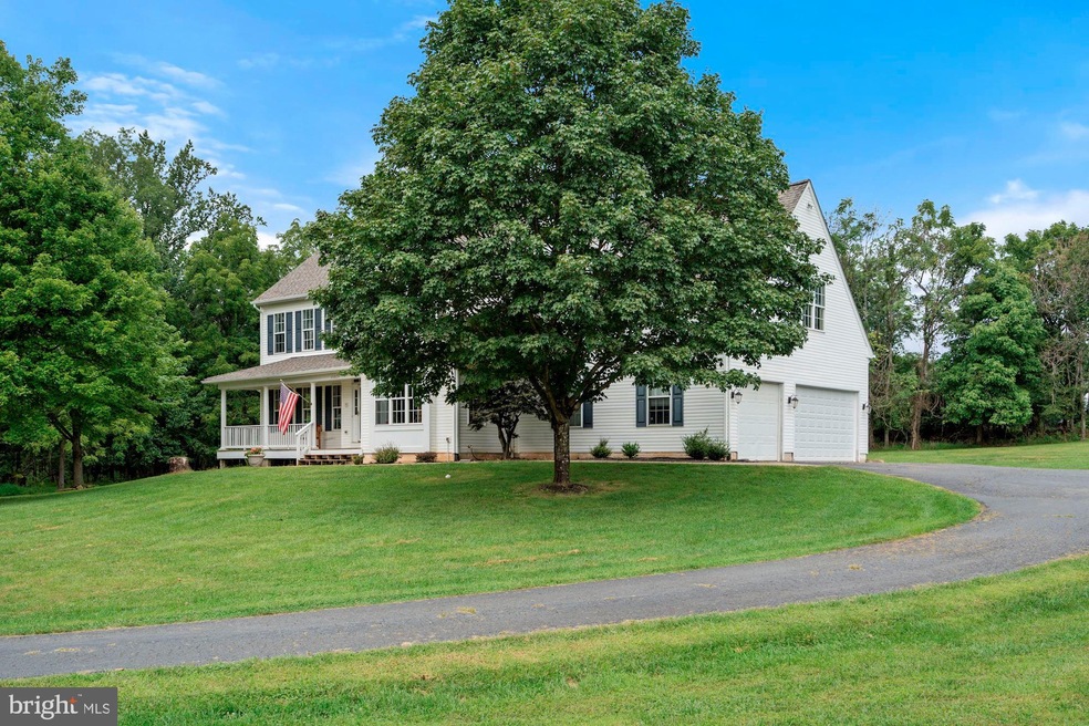 35924 Pond Ct, Hillsboro, VA 20132 - photo 1