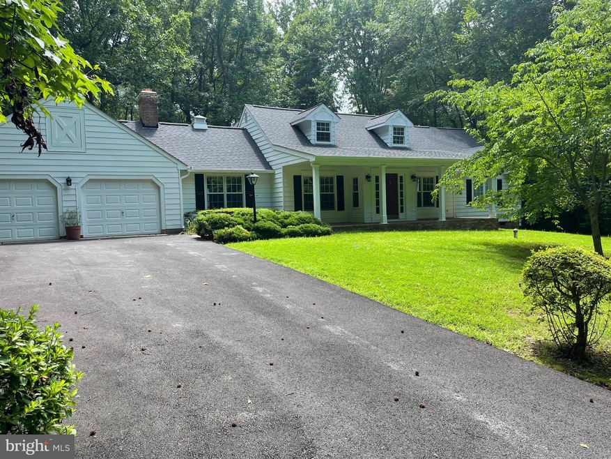 7140 Persimmon Ln, Owings, MD 20736 - photo 1