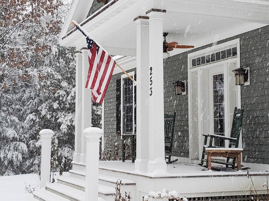 253 Canaan St, Canaan, NH 03741 - photo 1