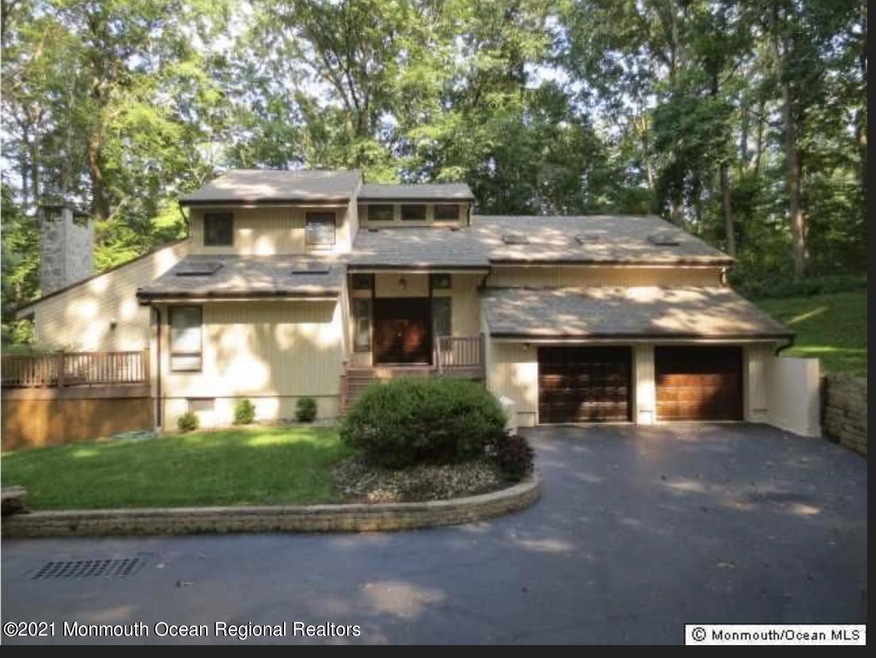 6 Victoria Place, Holmdel, NJ 07733 - photo 1