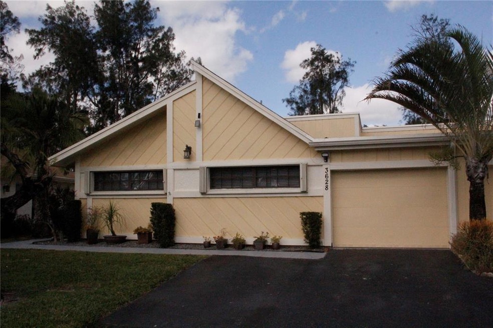 3628 E Forge Rd unit 14, Davie, FL 33328 - photo 1