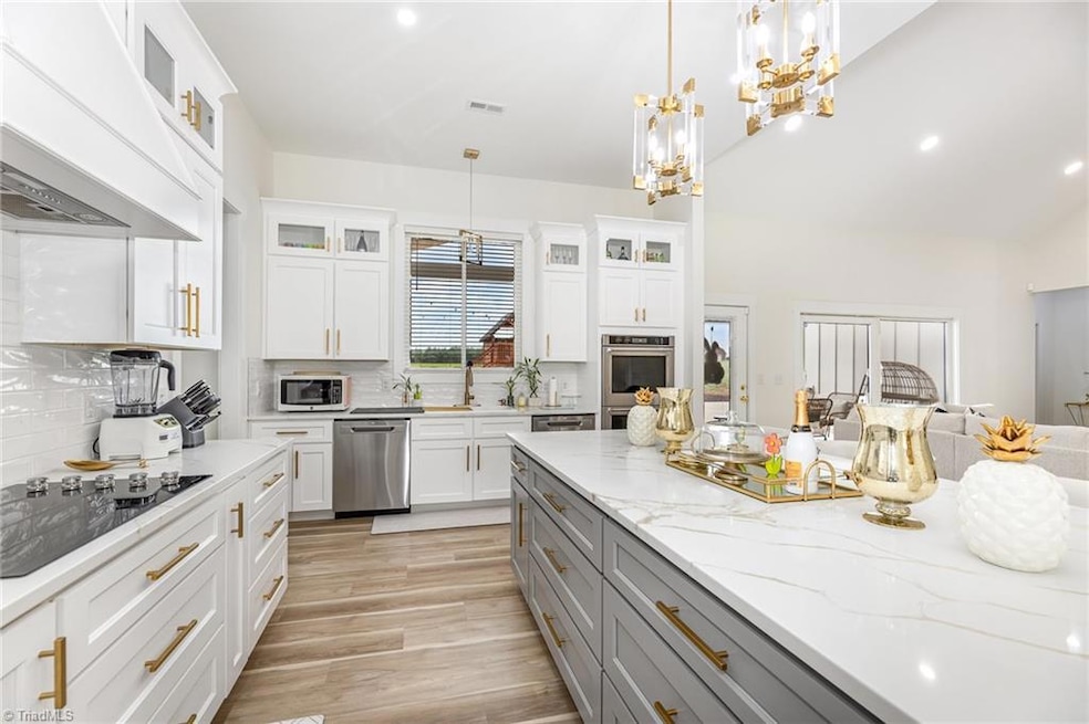 138 Arthur Needham Rd, Pilot Mountain, NC 27041 - photo 1