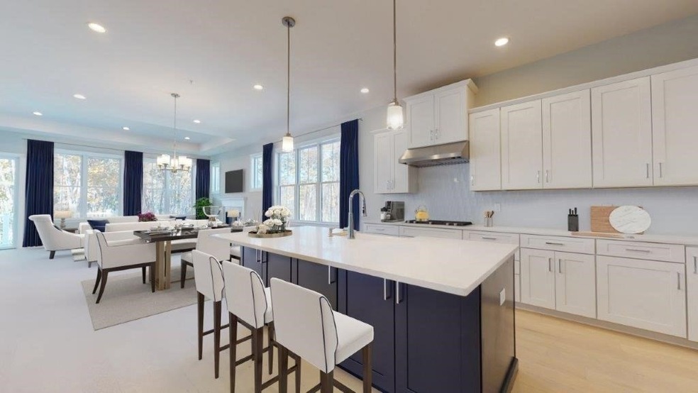 11 Lyons Ln unit 18, Boxborough, MA 01719 - photo 1