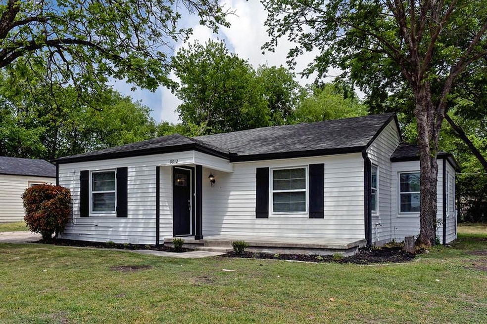 9012 Rowland Dr, Fort Worth, TX 76108 - photo 1