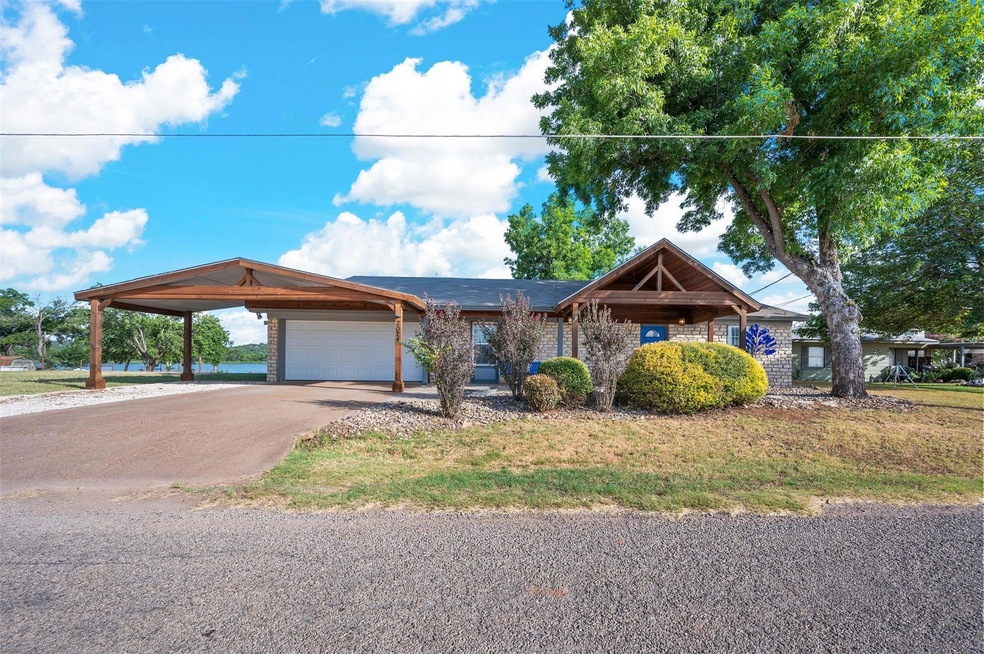 2024 Long Creek Ct, Granbury, TX 76049 - photo 1