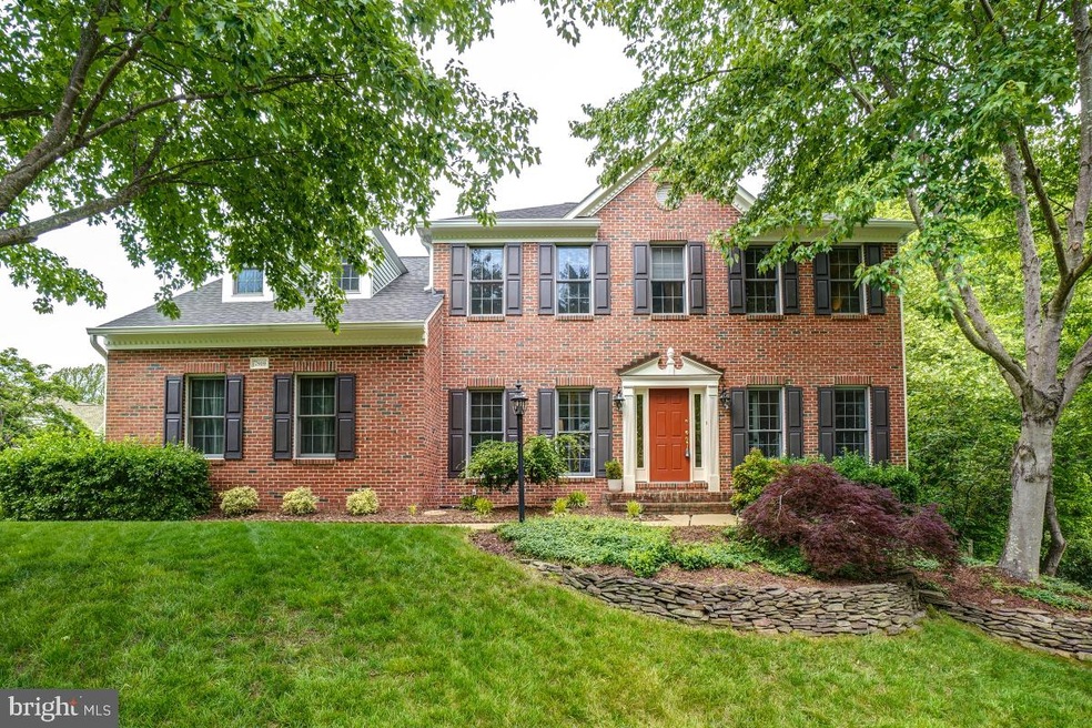 7919 Bressingham Dr, Fairfax Station, VA 22039 - photo 1