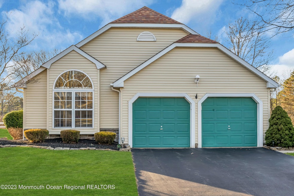 2422 Torrington Dr, Toms River, NJ 08755 - photo 1