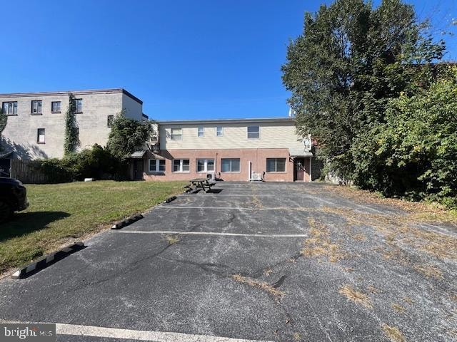 1132 E Chocolate Ave unit A, Hershey, PA 17033 - photo 1